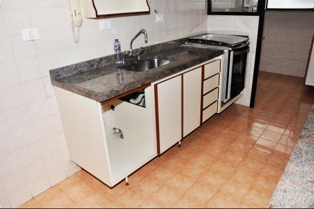 Apartamento à venda com 84m², 3 quartos e 2 vagasCozinha