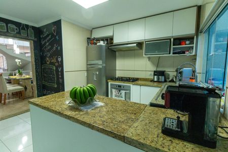 Casa à venda com 139m², 3 quartos e 2 vagasCozinha