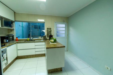 Casa à venda com 139m², 3 quartos e 2 vagasCozinha