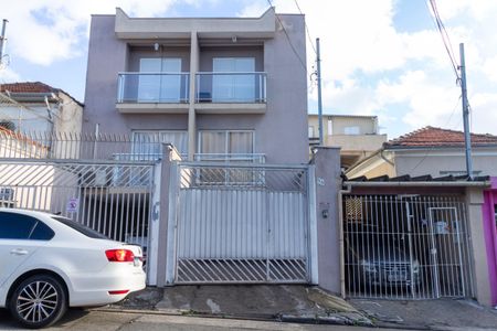 Casa à venda com 139m², 3 quartos e 2 vagasFachada