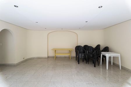 Apartamento à venda com 85m², 3 quartos e 1 vagaÁrea comum - Salão de festas