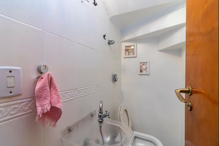 Casa para alugar com 200m², 3 quartos e 2 vagasLavabo