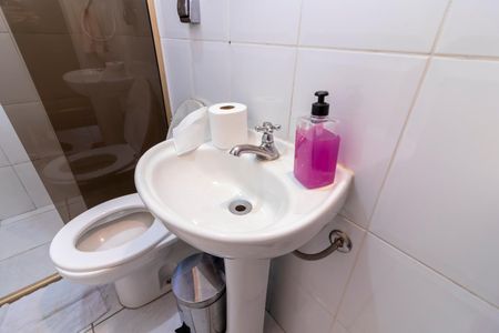 Casa para alugar com 200m², 3 quartos e 2 vagasBanheiro de Serviço