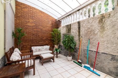 Casa para alugar com 200m², 3 quartos e 2 vagasQuintal