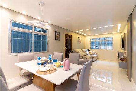 Casa para alugar com 200m², 3 quartos e 2 vagasSala de Jantar