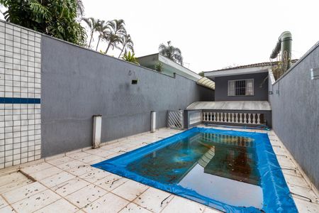 Casa para alugar com 200m², 3 quartos e 2 vagasPiscina