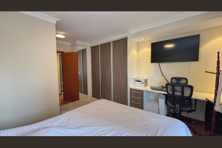 Apartamento para alugar com 100m², 2 quartos e 2 vagas Apartamento para alugar com 100m², 2 quartos e 2 vagasSuite