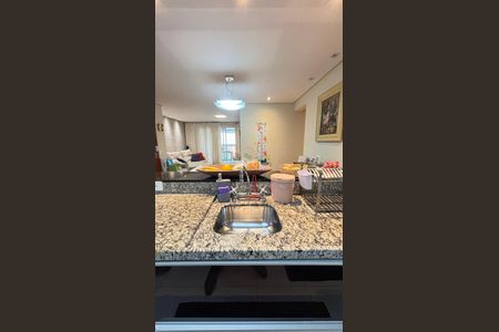 Apartamento para alugar com 100m², 2 quartos e 2 vagas Apartamento para alugar com 100m², 2 quartos e 2 vagasCozinha