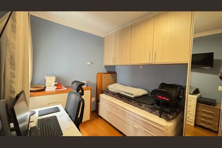 Apartamento para alugar com 100m², 2 quartos e 2 vagas Apartamento para alugar com 100m², 2 quartos e 2 vagasQuarto