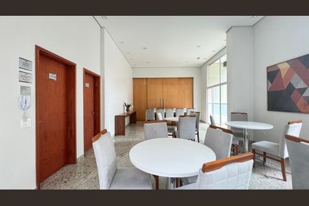 Apartamento para alugar com 100m², 2 quartos e 2 vagas Apartamento para alugar com 100m², 2 quartos e 2 vagasSalão de Festas