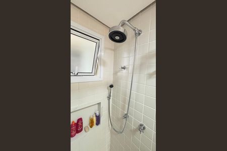 Apartamento para alugar com 100m², 2 quartos e 2 vagas Apartamento para alugar com 100m², 2 quartos e 2 vagasBanheiro