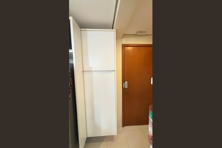 Apartamento para alugar com 100m², 2 quartos e 2 vagas Apartamento para alugar com 100m², 2 quartos e 2 vagasCozinha
