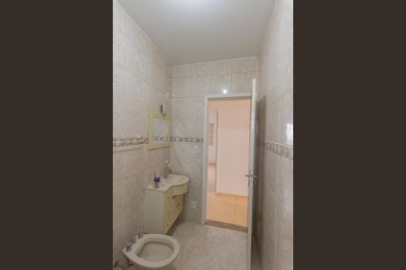 Casa à venda com 180m², 3 quartos e 3 vagasBanheiro