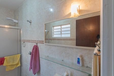 Casa à venda com 180m², 3 quartos e 3 vagasBanheiro da Suíte