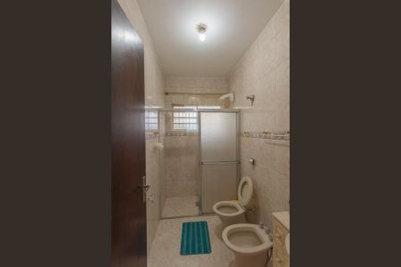 Casa à venda com 180m², 3 quartos e 3 vagasBanheiro