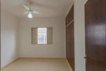 Casa à venda com 180m², 3 quartos e 3 vagasQuarto 1