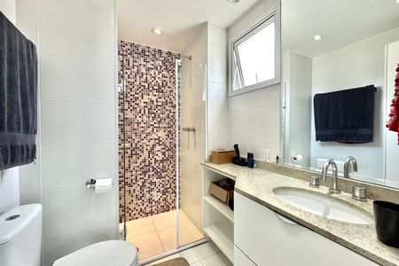 Apartamento para alugar com 97m², 3 quartos e 2 vagas Apartamento para alugar com 97m², 3 quartos e 2 vagasBanheiro da Suíte
