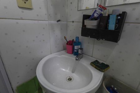 Casa à venda com 100m², 2 quartos e sem vaga Casa à venda com 100m², 2 quartos e sem vagaBanheiro