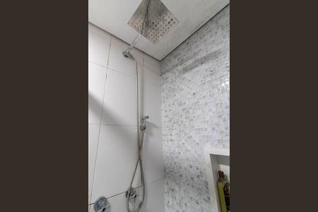 Apartamento à venda com 100m², 2 quartos e 1 vaga Apartamento à venda com 100m², 2 quartos e 1 vagaSuíte