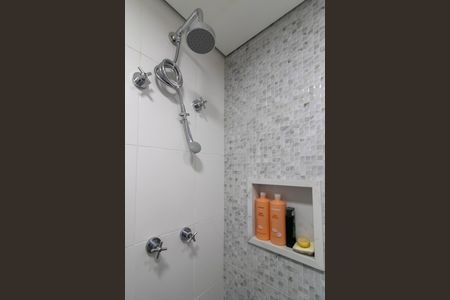 Apartamento à venda com 100m², 2 quartos e 1 vaga Apartamento à venda com 100m², 2 quartos e 1 vagaBanheiro