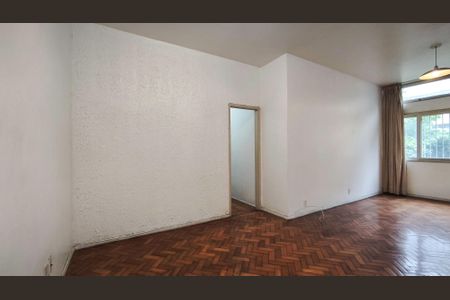 Apartamento à venda com 93m², 3 quartos e 1 vaga Apartamento à venda com 93m², 3 quartos e 1 vagaSala