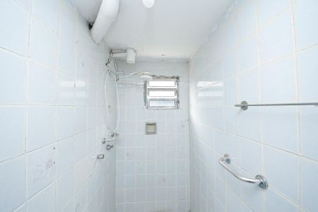 Apartamento à venda com 40m², 2 quartos e 1 vaga Apartamento à venda com 40m², 2 quartos e 1 vagaBanheiro