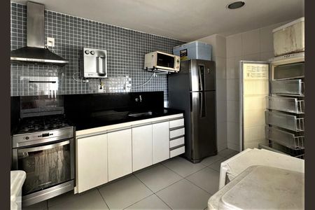 Apartamento para alugar com 92m², 3 quartos e 1 vagacozinha do salão