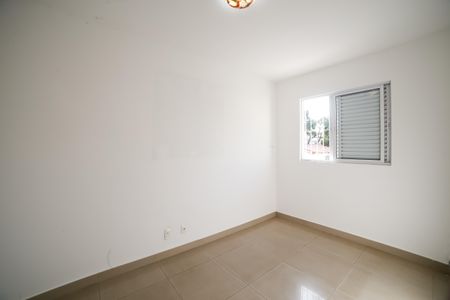 Apartamento à venda com 115m², 3 quartos e 2 vagasQuarto 2