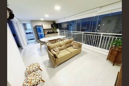 Apartamento à venda com 136m², 3 quartos e 3 vagas