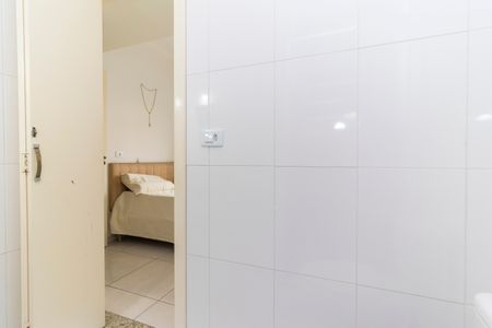 Casa para alugar com 250m², 3 quartos e 3 vagas Casa para alugar com 250m², 3 quartos e 3 vagasBanheiro da Suíte