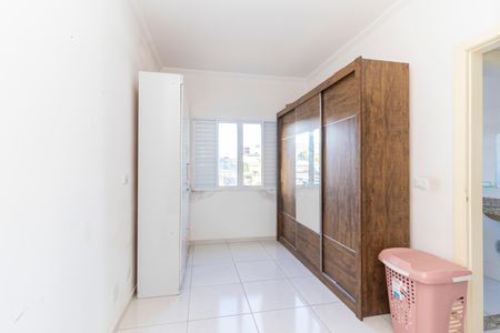 Casa para alugar com 250m², 3 quartos e 3 vagas Casa para alugar com 250m², 3 quartos e 3 vagasQuarto 2