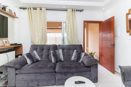 Casa para alugar com 250m², 3 quartos e 3 vagas Casa para alugar com 250m², 3 quartos e 3 vagasSala