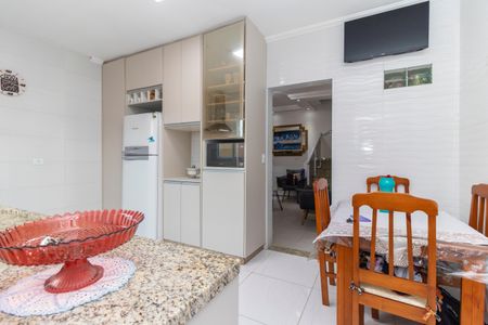 Casa para alugar com 250m², 3 quartos e 3 vagas Casa para alugar com 250m², 3 quartos e 3 vagasCozinha