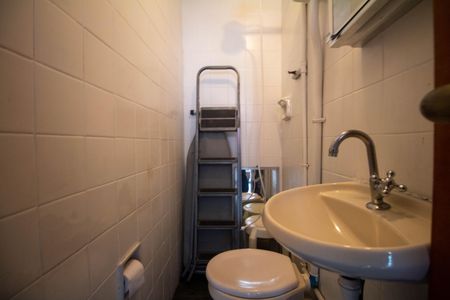 Casa à venda com 106m², 2 quartos e 1 vaga Casa à venda com 106m², 2 quartos e 1 vagaEdicula/Banheiro