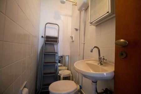 Casa à venda com 106m², 2 quartos e 1 vaga Casa à venda com 106m², 2 quartos e 1 vagaEdicula/Banheiro