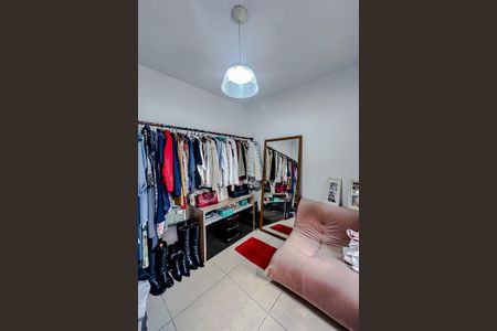 Casa à venda com 187m², 5 quartos e 3 vagasQuarto de Serviço