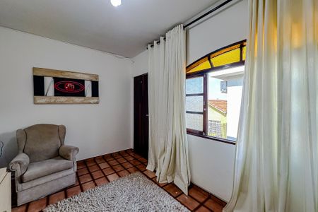 Casa à venda com 187m², 5 quartos e 3 vagasEscritório