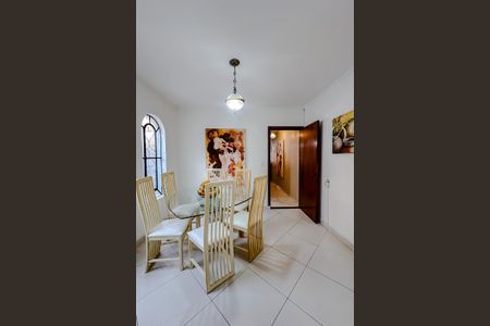 Casa à venda com 187m², 5 quartos e 3 vagasSala de Jantar