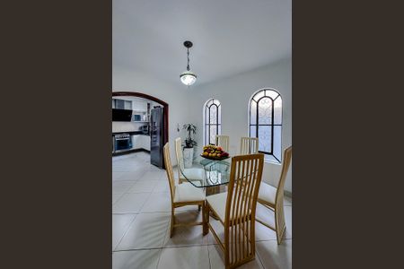 Casa à venda com 187m², 5 quartos e 3 vagasSala de Jantar