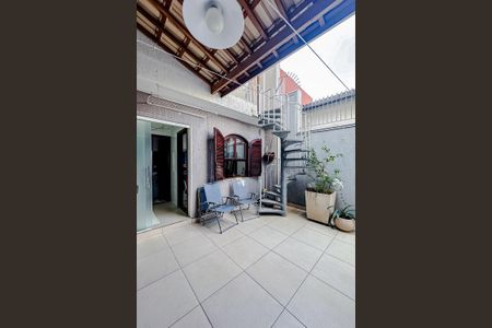 Casa à venda com 187m², 5 quartos e 3 vagasÁrea Externa