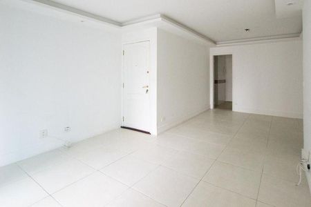 Apartamento à venda com 98m², 2 quartos e 1 vaga