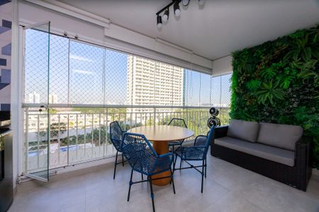 Apartamento à venda com 80m², 3 quartos e 1 vaga Apartamento à venda com 80m², 3 quartos e 1 vagaSala - Varanda