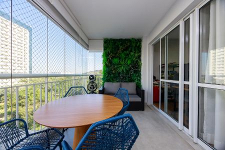 Apartamento à venda com 80m², 3 quartos e 1 vaga Apartamento à venda com 80m², 3 quartos e 1 vagaSala - Varanda