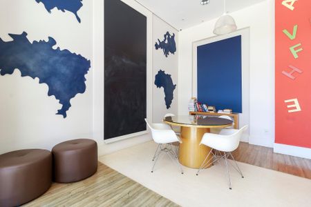 Apartamento à venda com 80m², 3 quartos e 1 vaga Apartamento à venda com 80m², 3 quartos e 1 vagaÁrea Comum