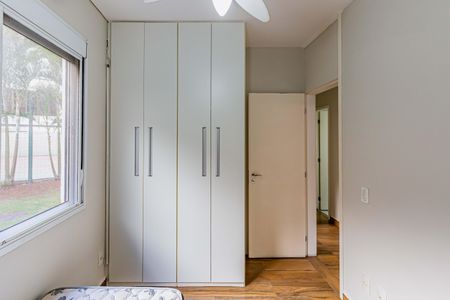 Apartamento para alugar com 64m², 3 quartos e 1 vagaQuarto 01
