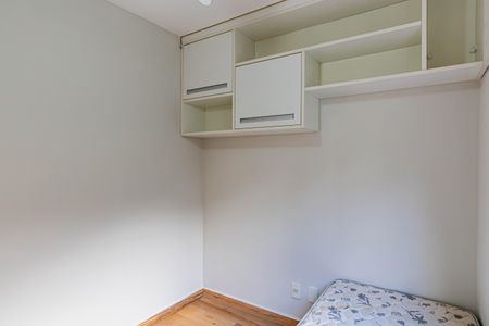 Apartamento para alugar com 64m², 3 quartos e 1 vagaQuarto 01