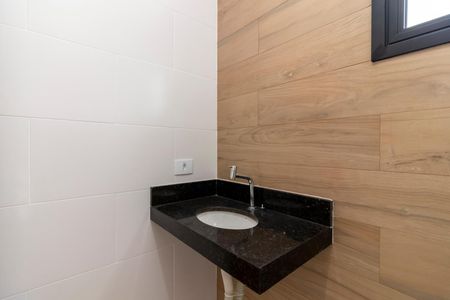 Casa à venda com 168m², 3 quartos e 4 vagasBanheiro 2