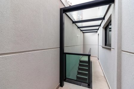 Casa à venda com 168m², 3 quartos e 4 vagasCorredor Lateral