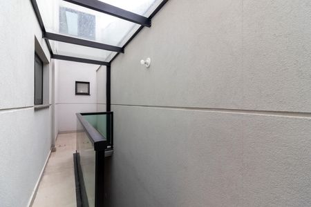 Casa à venda com 168m², 3 quartos e 4 vagasCorredor Lateral