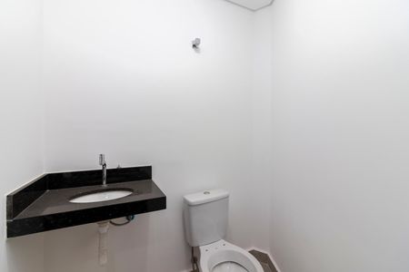 Casa à venda com 168m², 3 quartos e 4 vagasBanheiro de Serviço